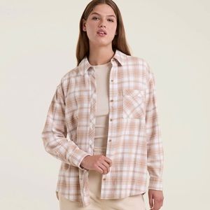 One of todays most popular brands Nuuds. Nuuds flannel shirt. Xs
